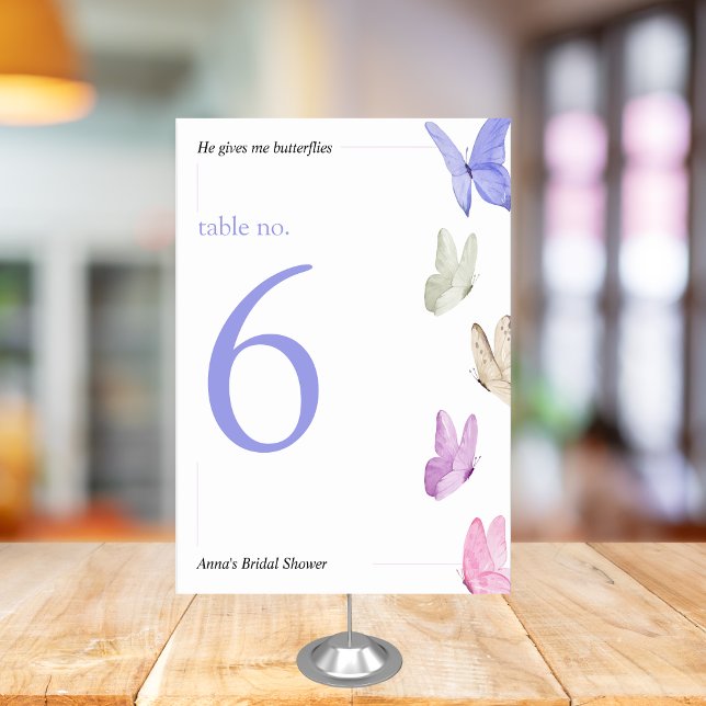 He gives me butterflies Minimalist Bridal Shower Tischnummer (Von Creator hochgeladen)