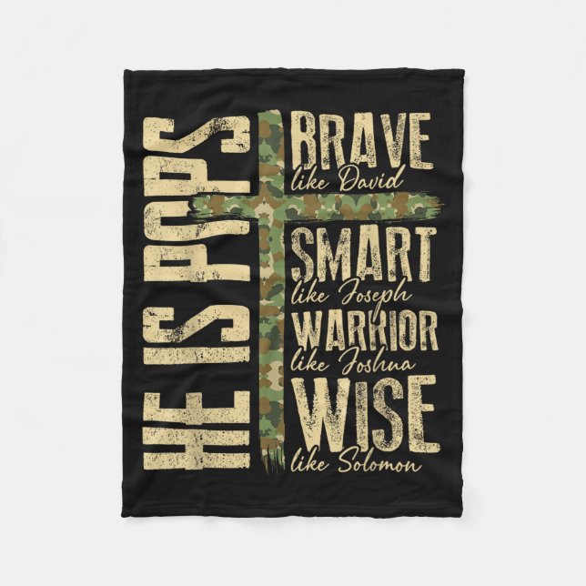 He Is Ps Camo Religious Father's Day Christian Dad Fleecedecke (Vorderseite)