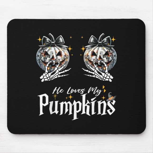 He Loves My Pumpkins I Love His Broomstick Couples Mousepad (Vorne)