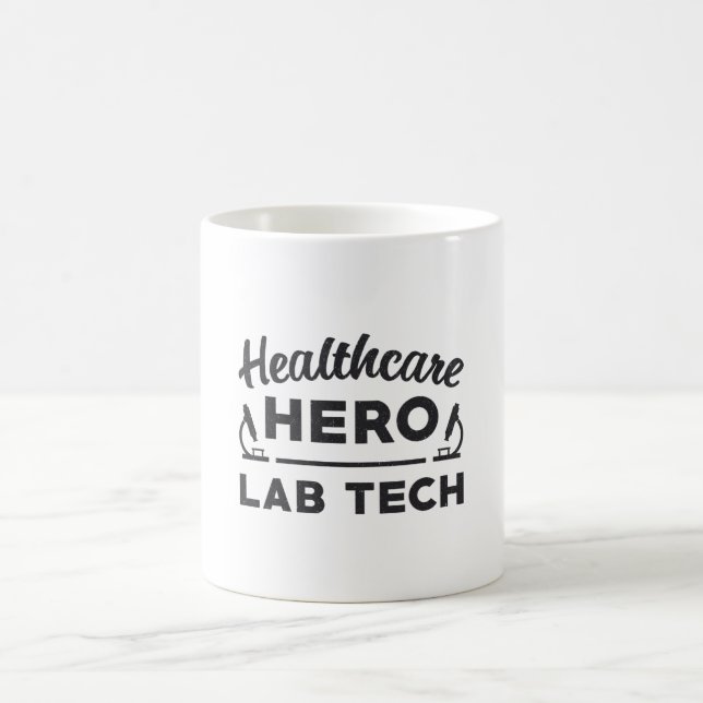 Health Care Hero Labrador Tech Labortechniker Kaffeetasse (Mittel)