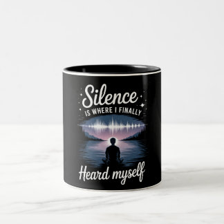 Hear Yourself - Surreal Lakeside Reflection Mug Zweifarbige Tasse