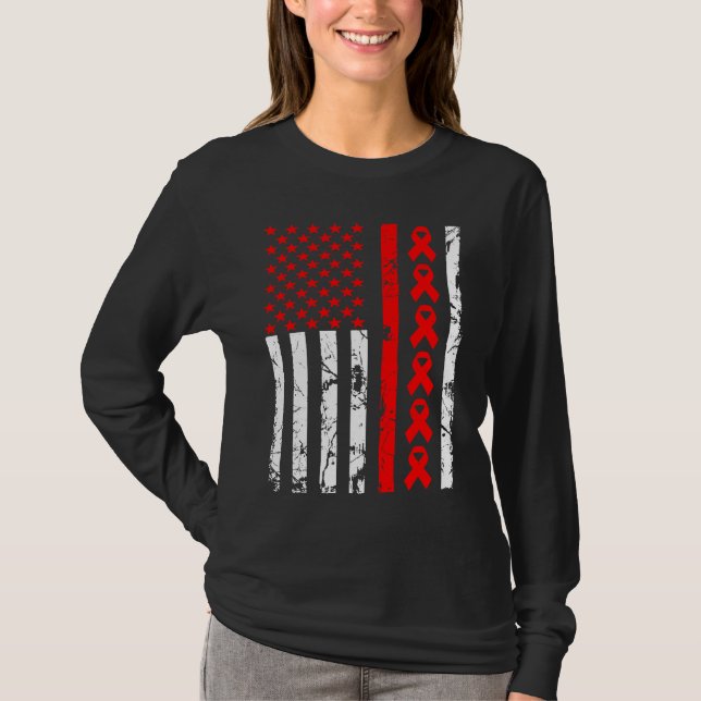 Heart Disease Awareness Red Ribbon American Flag U T-Shirt (Vorderseite)