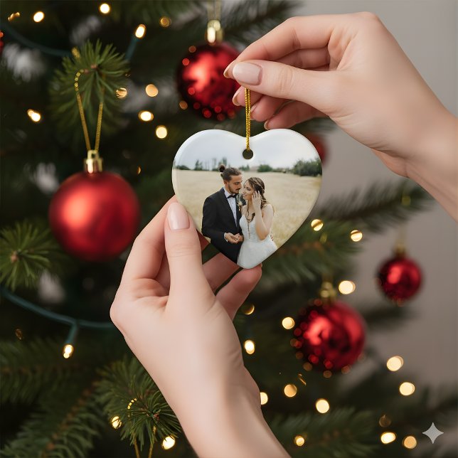 Heart First Christmas Ornament | Newlywed Photo  (Von Creator hochgeladen)