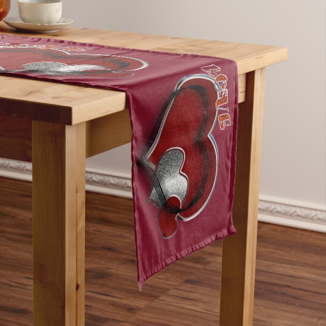 Heart Magic Maroon Tischläufer Haushaltswäsche (Beispiel)