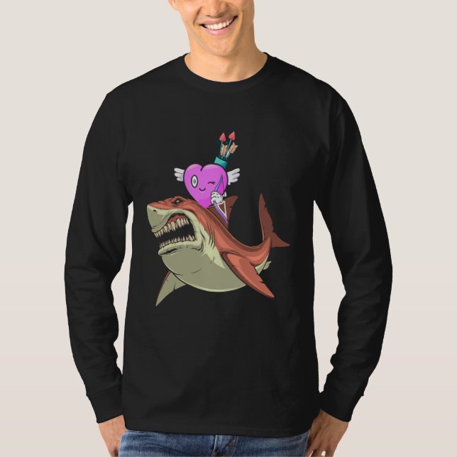 Heart Riding Shark Valentine's Day Funny Boys Girl T-Shirt (Vorderseite)