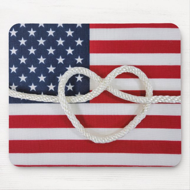 Heart Rope on American Flag Mousepad (Vorne)