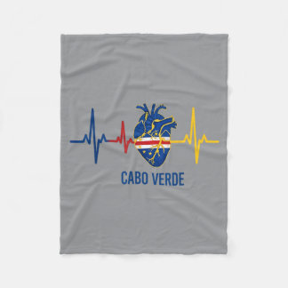 Heartbeat Cabo Verde Flagge Herz Kap Verde Insel Fleecedecke
