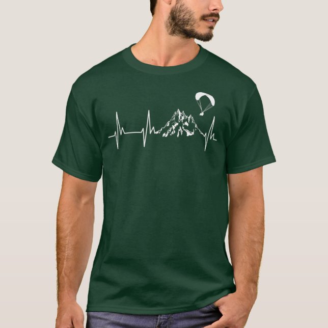 Heartbeat Paragliding über den Berg T-Shirt (Vorderseite)
