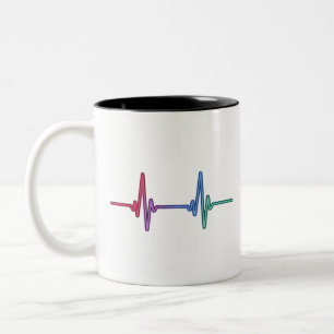Heartbeat Rainbow Pride LGBTQ Alleinstehend Zweifarbige Tasse