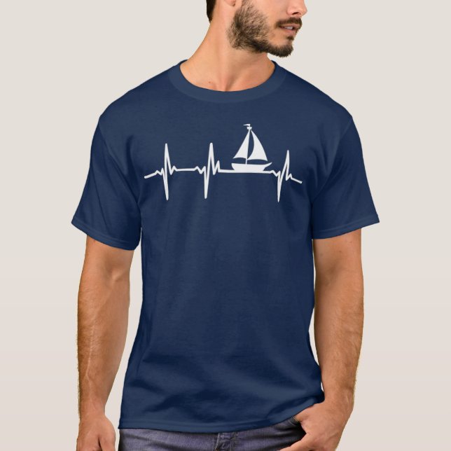 Heartbeat Segeln für Segler mit Segelboot T-Shirt (Vorderseite)