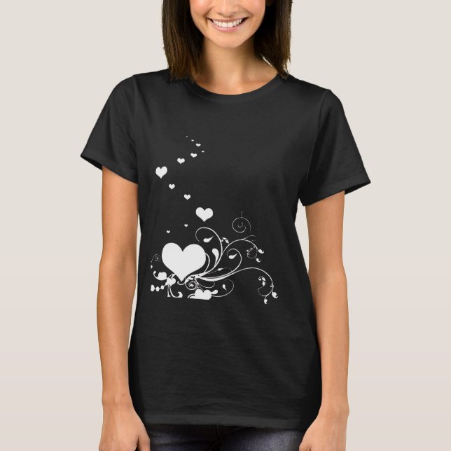 Hearts And Elegant Curling Flourishes Minimal T-Shirt (Vorderseite)