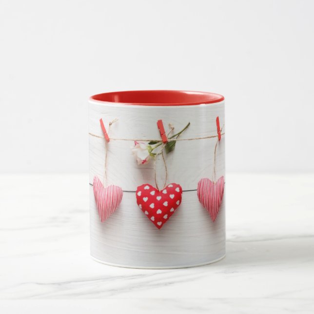 **HEARTS ON A STRING** COFFEE MUT TASSE (Zentrum)