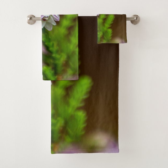 Heather Spring Blume immergrün blühen lila weiß Badhandtuch Set (Insitu)