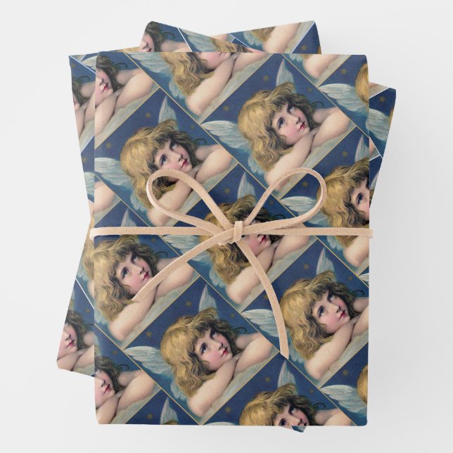 Heavenly angel daydreaming on a cloud in the sky geschenkpapier set (Beispiel)