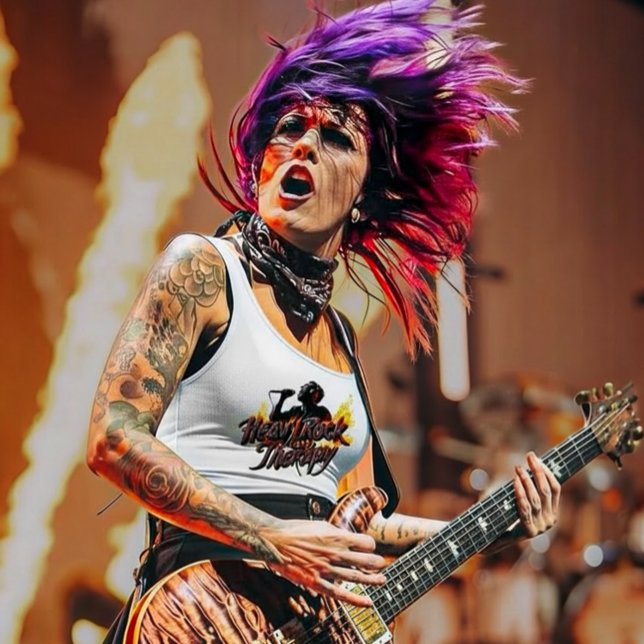 Heavy Rock Is My Therapy Tank Top (Von Creator hochgeladen)