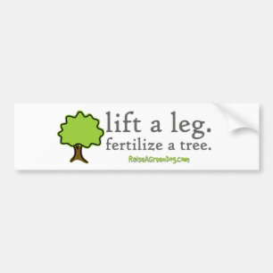 Heben Sie ein Bein an. Befruchten Sie einen Baum. Autoaufkleber