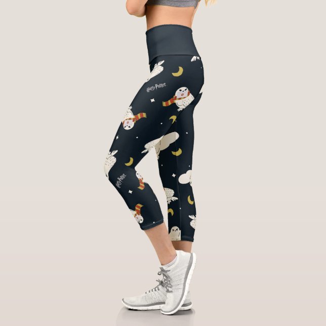 Hedwig Nighttime Moonlight Pattern Capri Leggings (Links)