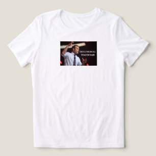 Hegseth ist ein verblendeter Anti-MAGA Tri-Blend Shirt