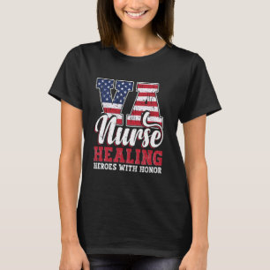 Heilende Helden Mit Ehre Für VA-Krankenschwester T-Shirt