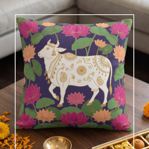 Heilige Kuh traditionelle indische Pichwai-Kunst f Kissen
