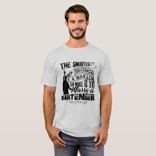 Heiraten Sie ein Barkeeper-T-Shirt T-Shirt