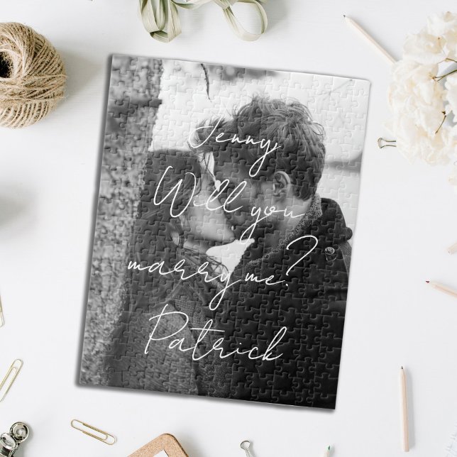 Heiraten Sie mir ein schwarz-weißes Vertikalrätsel Puzzle (Von Creator hochgeladen)