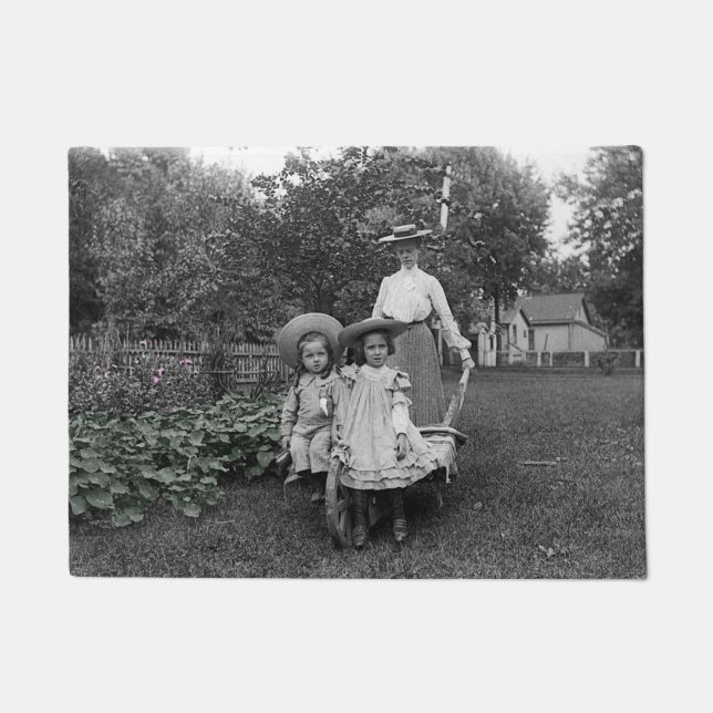 Heirloom Gartengarten Mutter Tochter 1890 Fußmatte (Vorderseite)