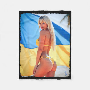 Heiße Frau auf Hemd für Männer - Y Booty Model Ukr Fleecedecke