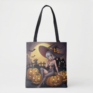 Heiße Hexe im Halloween-Kürbis-Patch