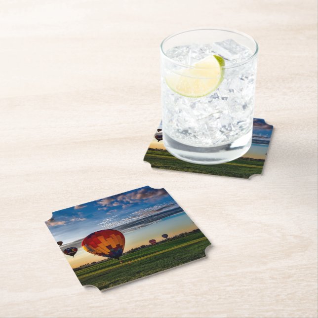 Heiße Luft Ballon Festival in einem schönen wolkig Untersetzer (Vor Ort)