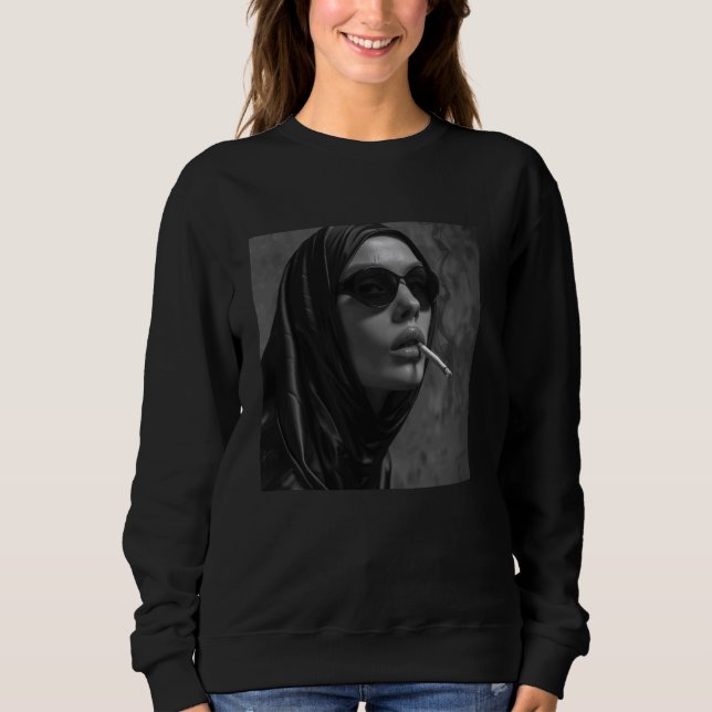 Heiße Nonne raucht Zigarette, Rebellious Nonne Sweatshirt (Vorderseite)