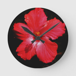 Heiße rosarote Hibiskus-Blume auf Schwarzem Runde Wanduhr