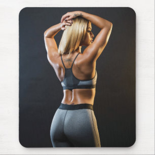 Heiße weibliche Fitness-Mädchen Mousepad