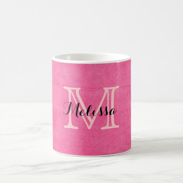 Heißes Rosa-Monogramm-Initialen-rustikale Tasse (Mittel)