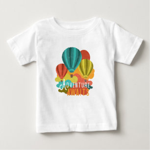 Heißluft-Ballon-Abenteuer erwartet Retro Blick Baby T-shirt