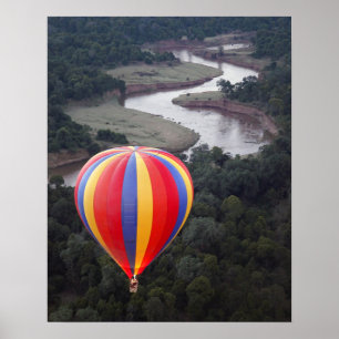 Heißluftballon über dem Mara River Poster