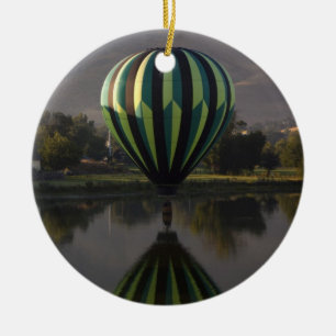 Heißluftballon über dem Yakima-Fluss Keramikornament