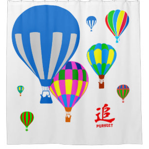 Heißluftballons am Himmel - Pursuit - auf weiß Duschvorhang