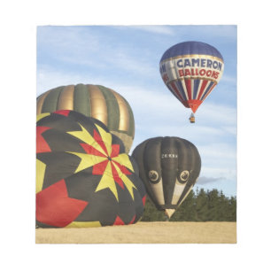 Heißluftballons in der Nähe von Wanaka, Südinsel,  Notizblock