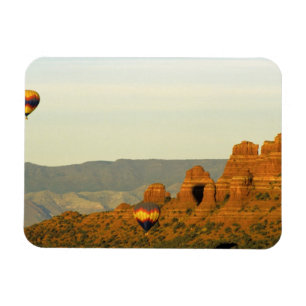 Heißluftballons in Sedona, Arizona, USA. Magnet