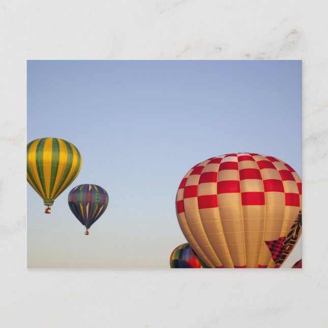 Heißluftballons starten postkarte (Vorderseite)