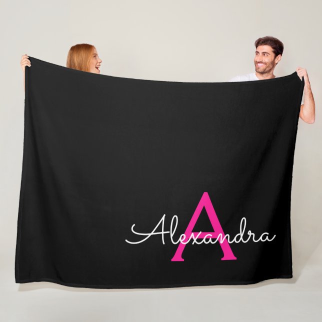 Heißrosa schwarze Schrift Mädchen Monogramm Name Fleecedecke (Beispiel)