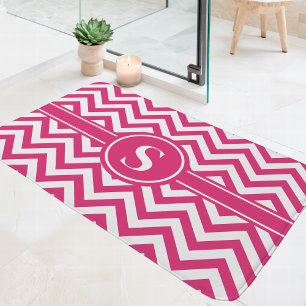 Heißrosa und weiße Chevron-Monogramm Badematte