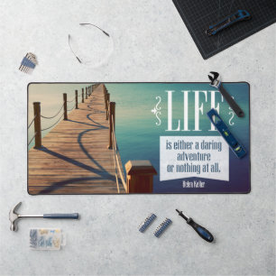 Helen Keller Inspiration Zitat "Adventure" Schreibtischunterlage