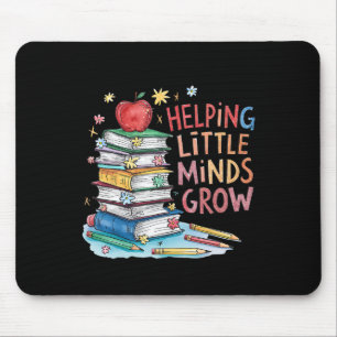 Helfende Kleine Köpfe Wachsen Lehrer Erster Tag Zu Mousepad