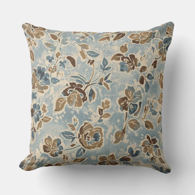 Hellblau-braunes Cottage-Blumenmuster Kissen (Vorderseite)
