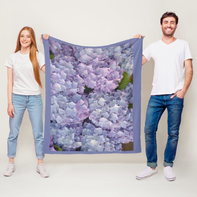 Hellblau und rosa Hydrangea Fleece Blanket (Beispiel)
