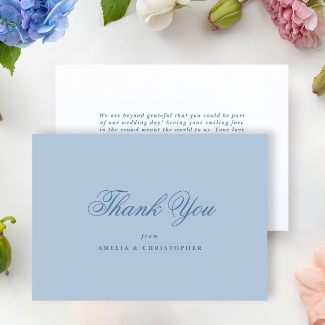 Hellblaue klassische Hochzeit-Dankeskarten Dankeskarte (periwinkle blue classic wedding thank you card with old style script)