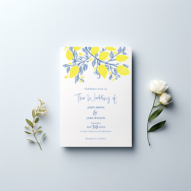 Hellblaue und gelbe Zitronenweine hübsche Hochzeit Einladung (Lemon branch illustration, vibrant yellow lemons and delicate blue leaves wedding invitation.)