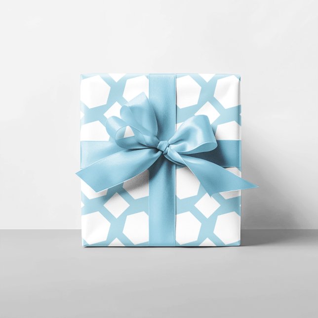 Hellblaue und weiße Polygone Geschenkpapier (Light Blue and White Polygons Wrapping Paper)